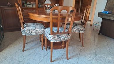 SEDIE CLASSICHE LEGNO E CUSCINO IMBOTTITO