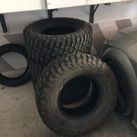 Gomma BF Goodrich KM3 315 70 17 (solo 1)