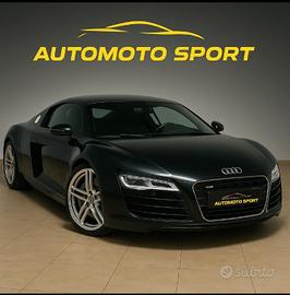 Audi R8 4.2 V8 FSI quattro R tronic