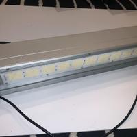 Lampada LED per coltivazione Indoor e Idroponica