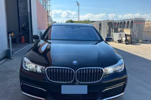 BMW Serie 7 740e iPerformance (Plug-in Hybrid)