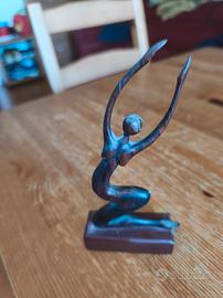 statuetta in tek costa Rica 