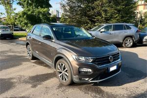 Volkswagen T-Roc 1.0 TSI 115CV - Bronzo/Nero
