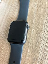Apple Watch SE (1 gen) 40mm Space Gray Aluminium