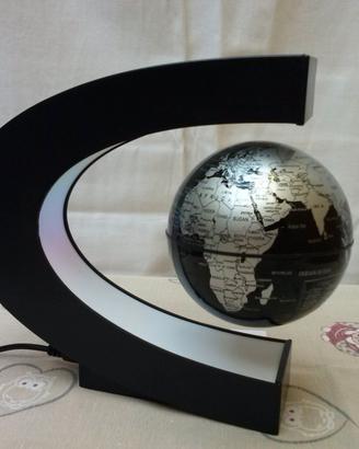Mappamondo levitante magnetico con luce