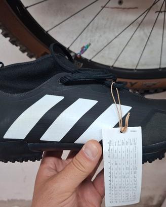 adidas gravel 44