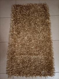tappeto a pelo lungo medio colore oro