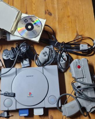 Playstation 1 con accessori