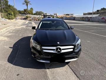 Mercedes-Benz GLA 180 d Automatica