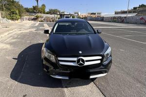 Mercedes-Benz GLA 180 d Automatica