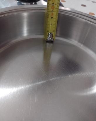 Pentola AMC DIAMETRO 18CM 