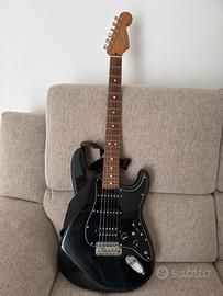 Chitarra elettrica Fender Squier Stratocaster