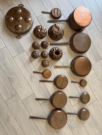 Set pentole e formine in  rame