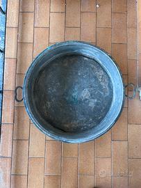 Antica pentola in Rame