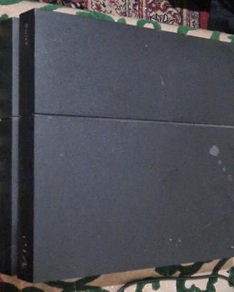 ps4 con cavo hdmi e alimentatore +tastiera e mouse