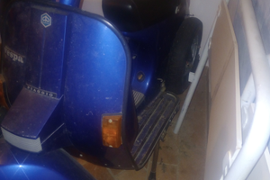 Disponibile vespa piaggio