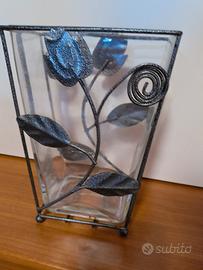 vaso vetro e ferro battuto 