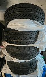 Treno pneumatici Lerma Gomme M+S