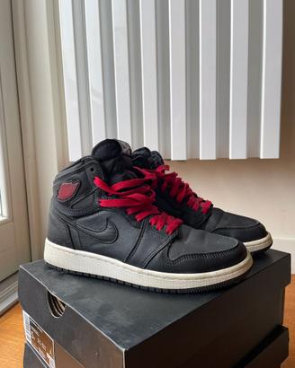 Nike Air Jordan 1 Retro high OG black satin