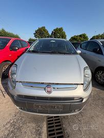 FIAT PUNTO DEL 2007 PER RICAMBI