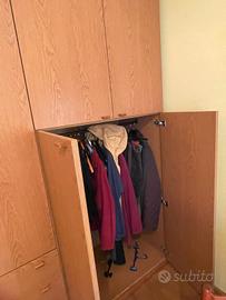 armadio molto capiente 