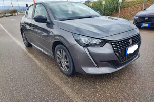 Peugeot 208 PureTech 75 5 porte GARANZIA 12 MESI