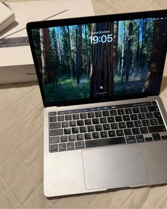macbook pro 13" 2020 Retina Display