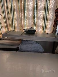 Pressa termoadesiva per stiratura