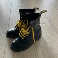 Dr Martens 35