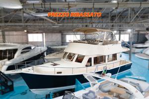 Mainship 34 Trawler