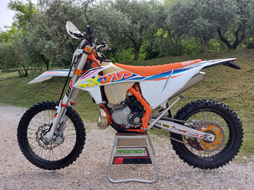 Ktm exc 250 2t six days 2022