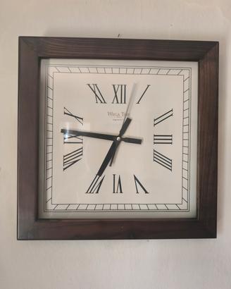 Orologio in legno da parete