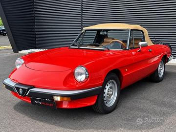 Alfa Romeo Spider 1.6 DUETTO AERODINAMICA I