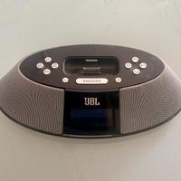 Radio sveglia vintage con ricarica Ipod