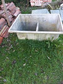 lavabo/lavatoio in cemento