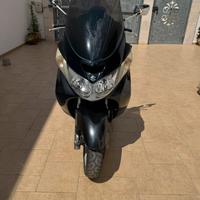 Suzuki burgman an400