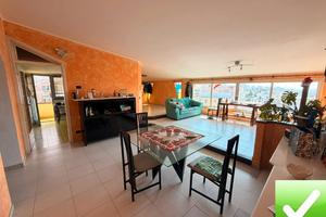 Appartamento Mansardato + P. Auto Via Petrillina