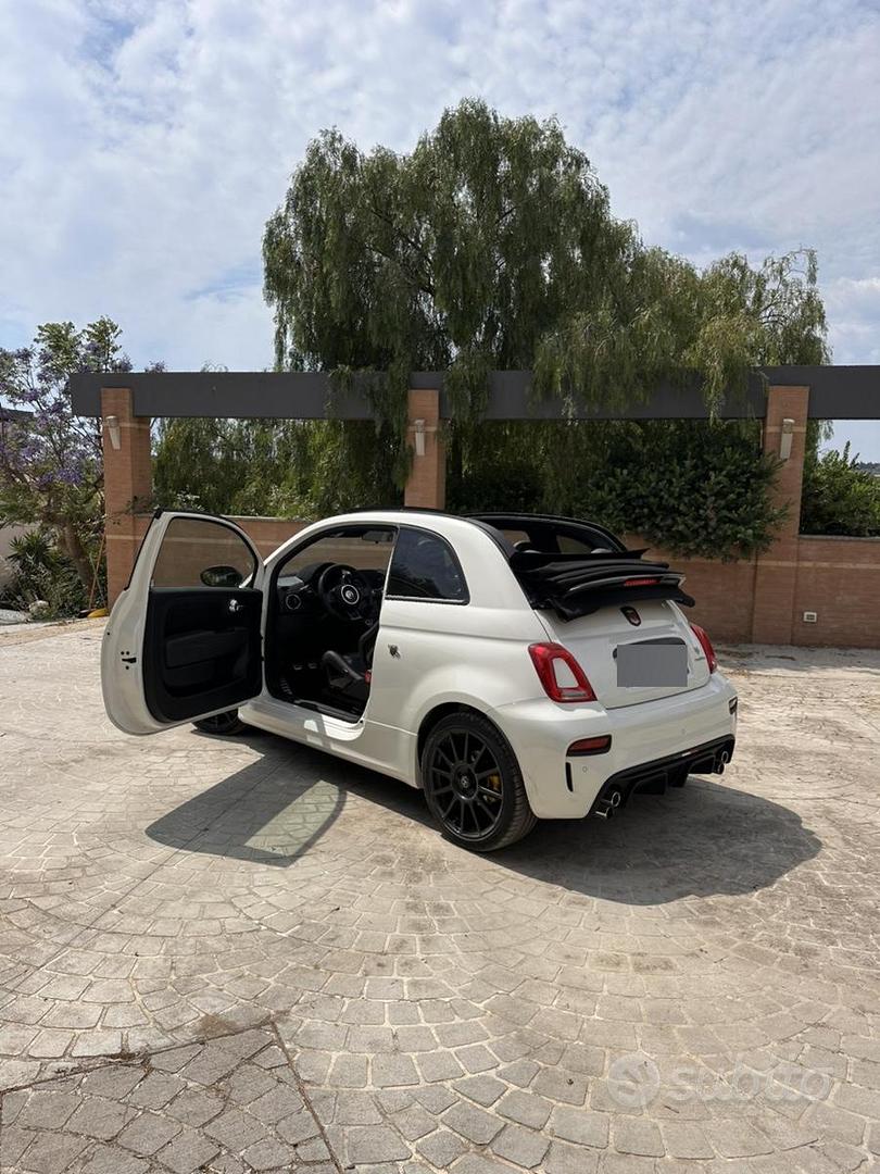Abarth 695 2024 photo 4