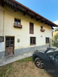 Rustico da ristrutturare
