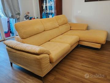 Divano sfoderabile con penisola 