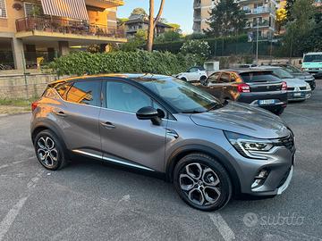 Renault Captur E Tech Hybrid 145 cv 2023 Km 32500