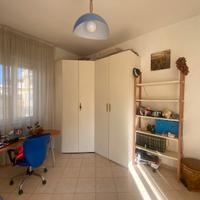 Camera da letto singola completa – €300