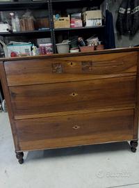 cassettiera antica in legno