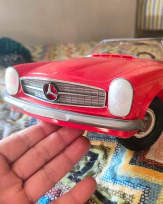 Mercedes modellino