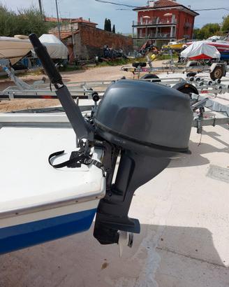 MOTORE FUORIBORDO 4T YAMAHA 15 CV GAMBO CORTO