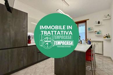 AMPIO 3 LOCALI RISTRUTTURATO