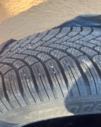 Bridgestone pneumatici invernali DOT 2025