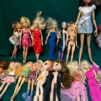 BAMBOLE BARBIE WINX ETC