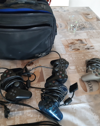 Playstatio2 con giochi e borsa