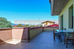 Appartamento di 154 m² con 4 locali e box auto dop